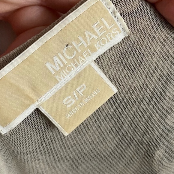 Michael Kors • Tan Cream V Neck Midi Dress - Picture 6 of 7